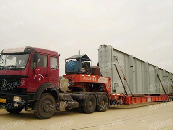 發電設備運輸，長3424米，重130噸
