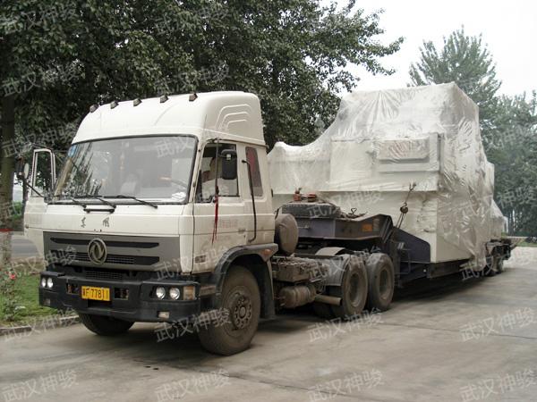 二軸低平板半掛車運輸變壓器